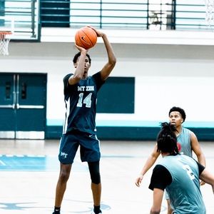 Meet your Posher, Aj